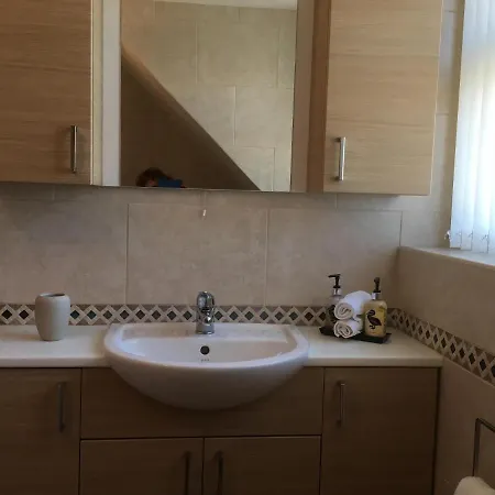 Tasman Bed & Breakfast Pickering
